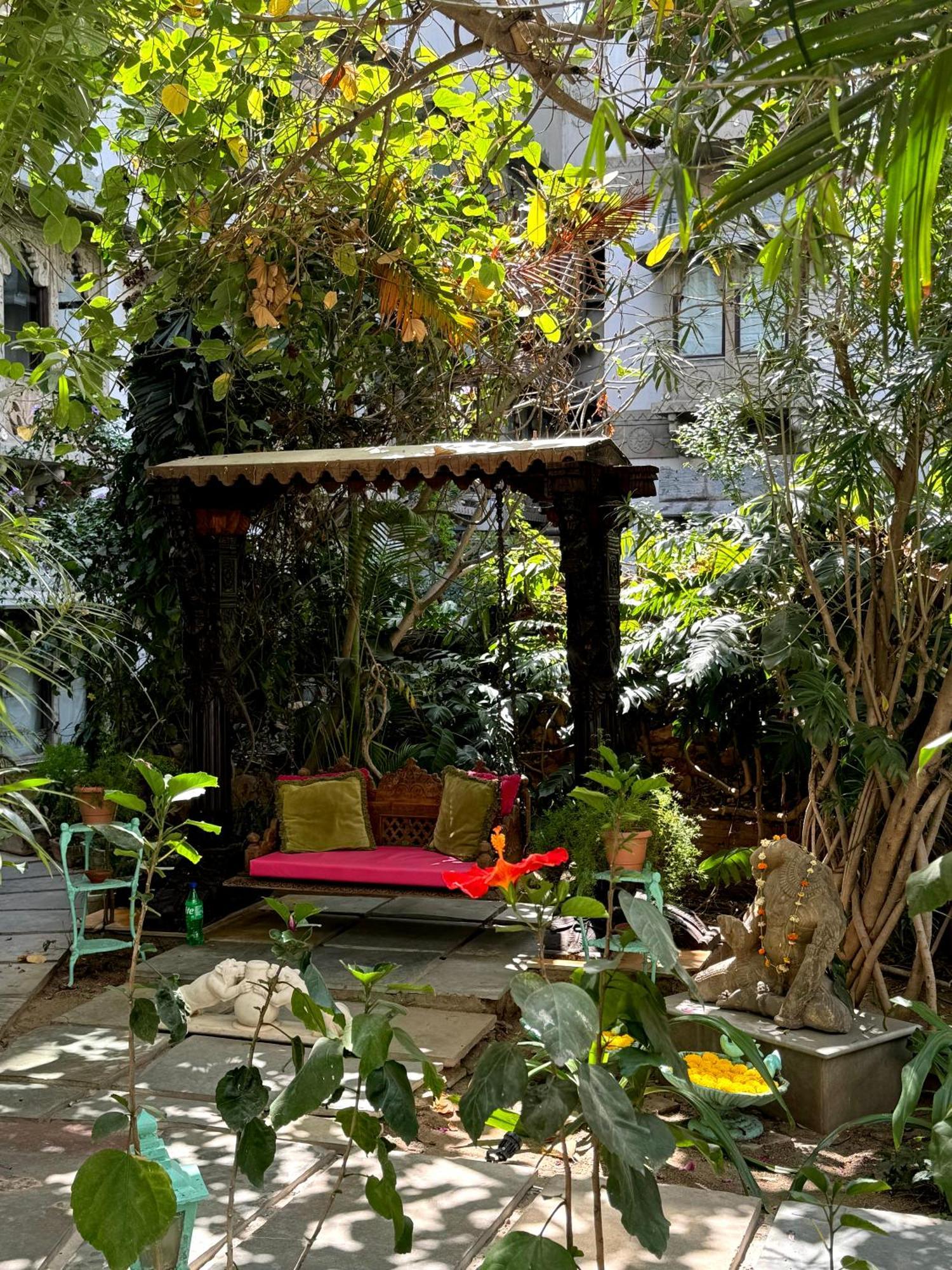 Udai Kothi Hotel Udaipur Luaran gambar