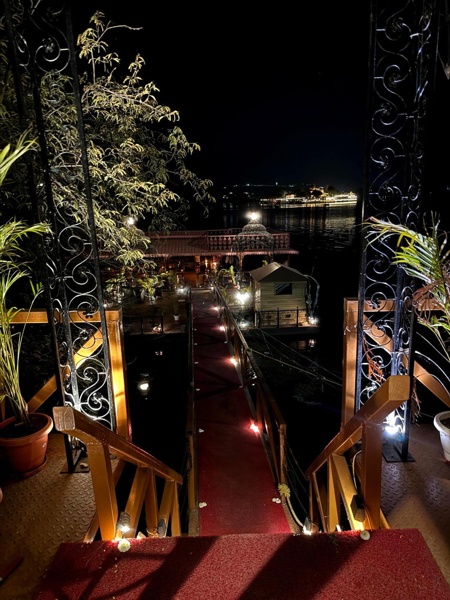 Udai Kothi Hotel Udaipur Luaran gambar