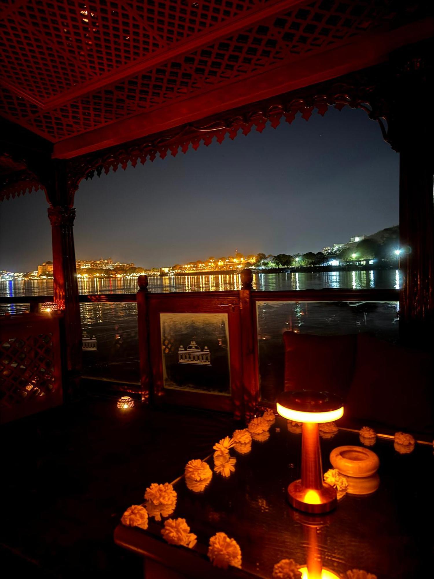 Udai Kothi Hotel Udaipur Luaran gambar