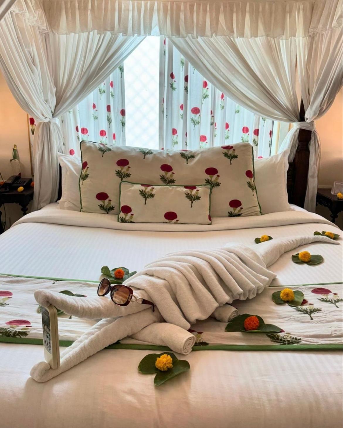 Udai Kothi Hotel Udaipur Luaran gambar